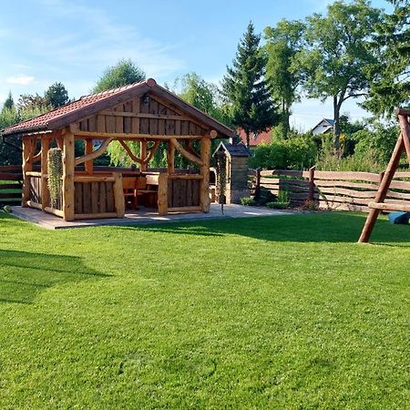 Pokoje U Wiktorii Sztutowo Exterior photo