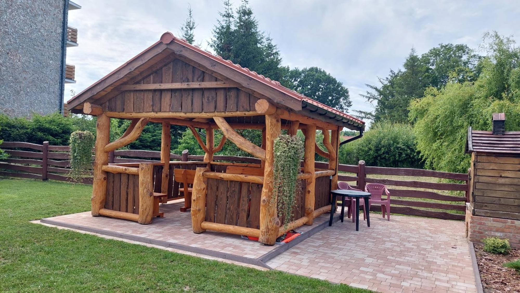 Pokoje U Wiktorii Sztutowo Exterior photo